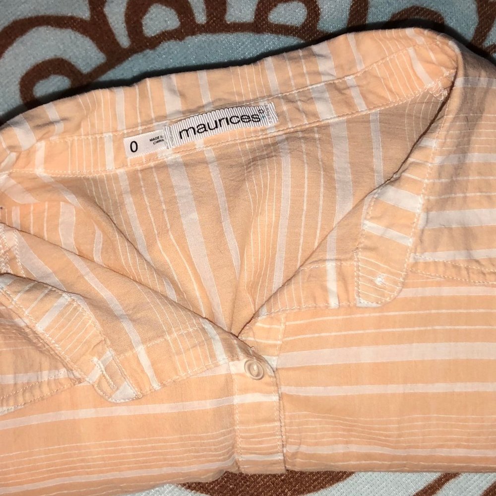 Maurices Button Up - Picture 2 of 4